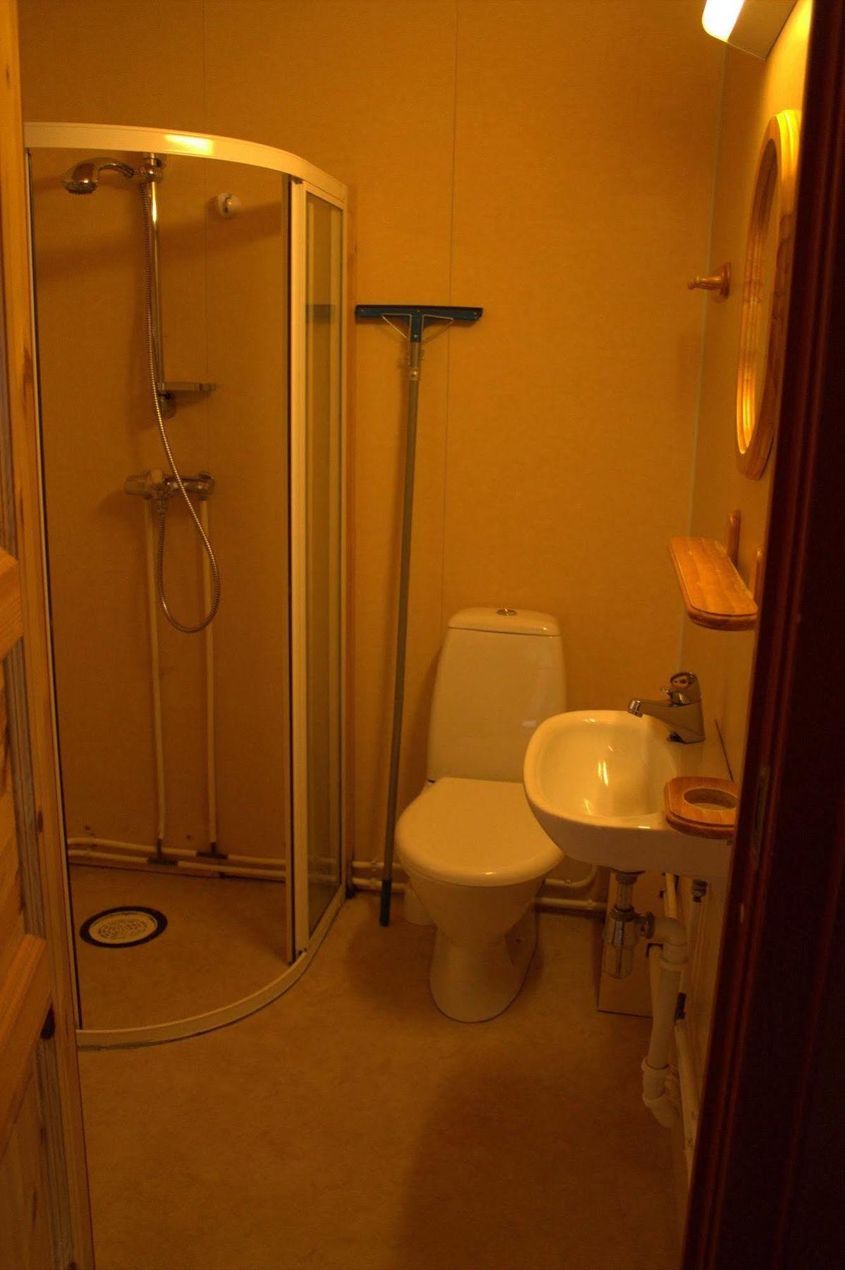 Sjoholt Camping Lodge *